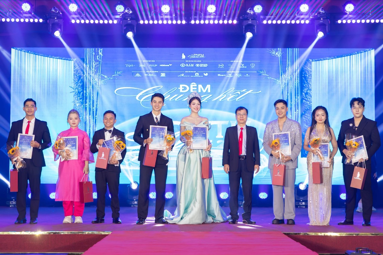 ĐÊM CHUNG KẾT VÀ TRAO GIẢI | TỎA SÁNG DNTU - DNTU AURA 2026